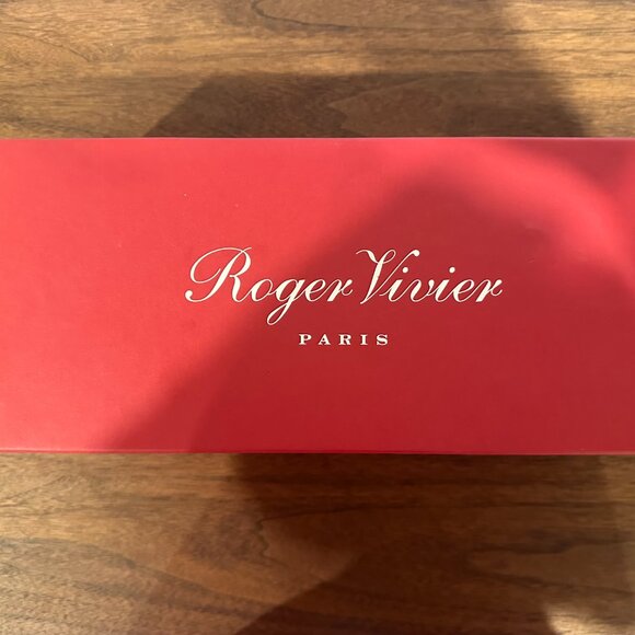 Roger Vivier "Belle Vivier" pumps with mini chain detail, excellent condition - Picture 4 of 5